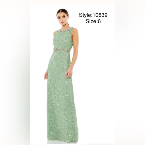 Sequined sleeveless embellished neckline long gown - Picture 1 of 8